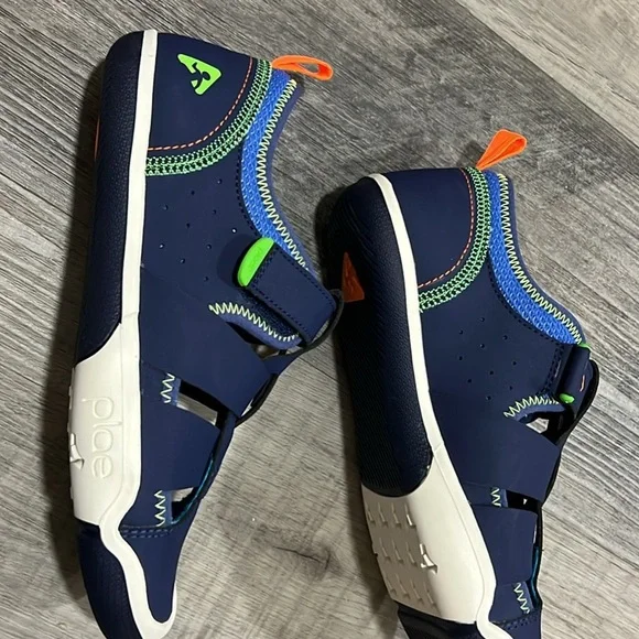 PLAE Sam 2.0 size 3 US navy blue like new - Picture 4 of 9